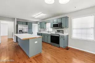907 Thomas St, Rockingham, NC 28379 - Photo 5