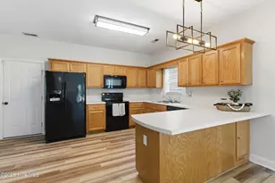 106 Albert Ct, Havelock, NC 28532 - Photo 5