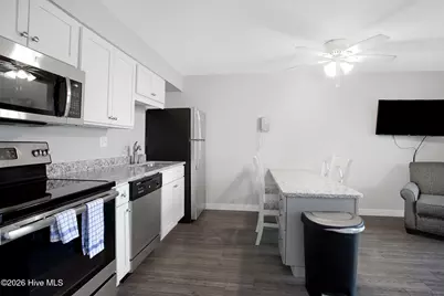 711 S Lumina Avenue #103, Wrightsville Beach, NC 28480 - Photo 11