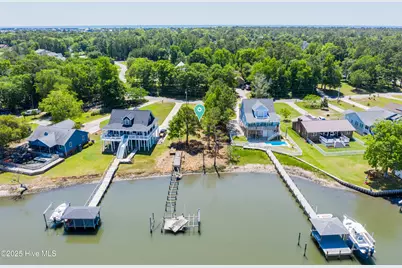 527 Chadwick Shores Drive, Sneads Ferry, NC 28460 - Photo 7