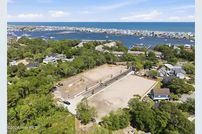 109 Hooks Road, Carolina Beach, NC 28428 - Photo 9