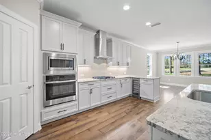 284 Atlantic Ct SW, Supply, NC 28462 - Photo 9
