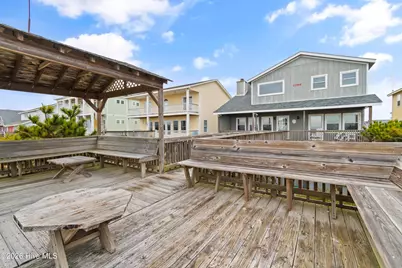 1099 Ocean Boulevard W, Holden Beach, NC 28462 - Photo 27