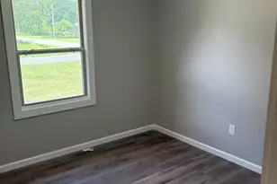 620 S Orange St, Wallace, NC 28466 - Photo 13