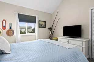 9201 Coast Guard Rd, Emerald Isle, NC 28594 - Photo 15