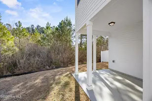 2041 Folkstone Woods Ln, Holly Ridge, NC 28445 - Photo 35