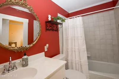 225 E Vermont Avenue, Southern Pines, NC 28387 - Photo 15
