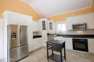 225 E Vermont Ave, Southern Pines, NC 28387 - Photo 21