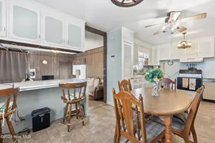 293 Hickory St, Rockingham, NC 28379 - Photo 9