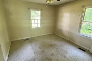 165 Shaw Rd, Wallace, NC 28466 - Photo 5