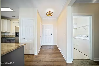 648 Village Park Drive #Unit 302, Wilmington, NC 28405 - Photo 5