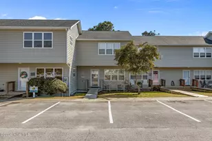 8815 Krystal Ct, Emerald Isle, NC 28594 - Photo 37