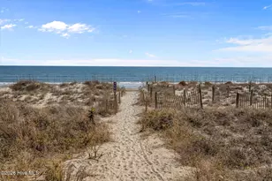 8815 Krystal Ct, Emerald Isle, NC 28594 - Photo 17