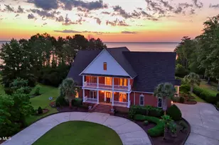 240 Drake Landing, New Bern, NC 28560 - Photo 3