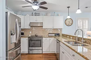 117 Lighthouse Dr, Carolina Beach, NC 28428 - Photo 17