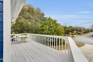 119 Indigo Dr, Emerald Isle, NC 28594 - Photo 9