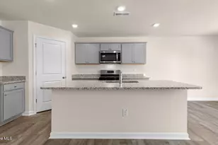 291 Palm Dr, Sanford, NC 27332 - Photo 5