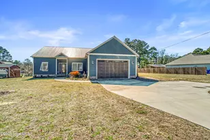 266 Ennett Ln, Sneads Ferry, NC 28460 - Photo 1