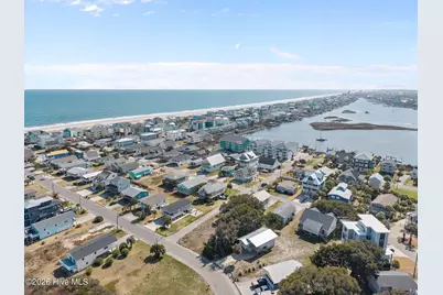 201 Virginia Avenue, Carolina Beach, NC 28428 - Photo 15