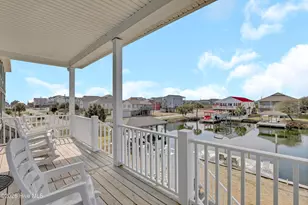 1017 1st St, Surf City, NC 28445 - Photo 9