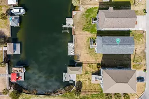 1017 1st St, Surf City, NC 28445 - Photo 33