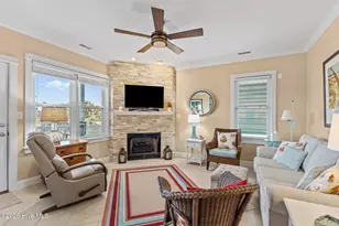 112 Oakleaf Dr, Pine Knoll Shores, NC 28512 - Photo 3