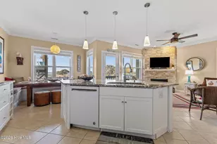 112 Oakleaf Dr, Pine Knoll Shores, NC 28512 - Photo 13