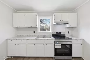 410 Bank St, Elizabeth City, NC 27909 - Photo 3