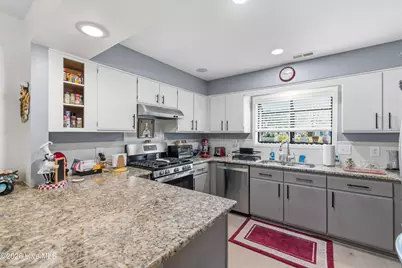 1300 Smith Bay Circle E, Wilmington, NC 28405 - Photo 13