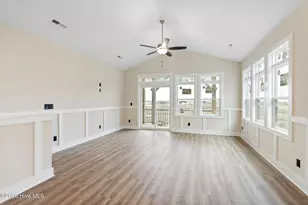 207 Shell Rd, Surf City, NC 28445 - Photo 17