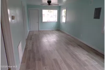 [Address not provided], Wilmington, NC 28401 - Photo 5