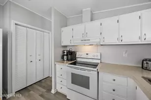9055 W 9th St, Surf City, NC 28445 - Photo 19