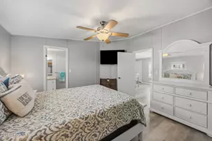 9055 W 9th St, Surf City, NC 28445 - Photo 27