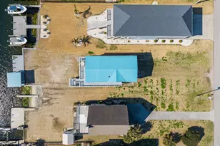 9055 W 9th St, Surf City, NC 28445 - Photo 3