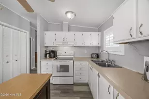 9055 W 9th St, Surf City, NC 28445 - Photo 13