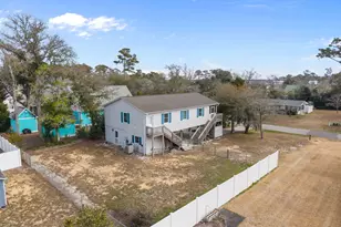 321 NE 59th St, Oak Island, NC 28465 - Photo 7