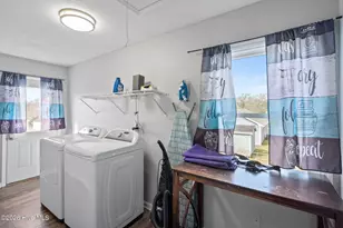 321 NE 59th St, Oak Island, NC 28465 - Photo 35