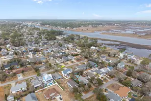 321 NE 59th St, Oak Island, NC 28465 - Photo 57