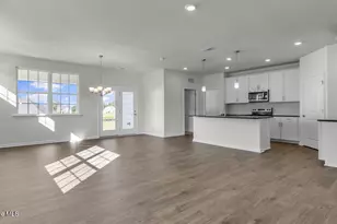 808 Fernwind Circle, Aberdeen, NC 28315 - Photo 3