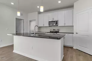 808 Fernwind Circle, Aberdeen, NC 28315 - Photo 5