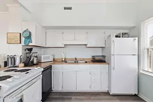 177 Ocean Blvd E, Holden Beach, NC 28462 - Photo 25