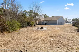 201 Michel Ct, Hubert, NC 28539 - Photo 23