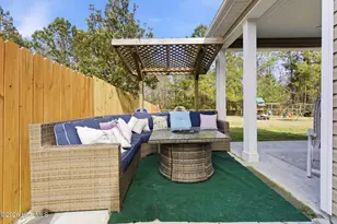 815 Tuscarora Trl, Jacksonville, NC 28546 - Photo 33