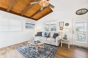 117 Salisbury St, Holden Beach, NC 28462 - Photo 5