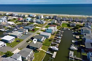117 Salisbury St, Holden Beach, NC 28462 - Photo 35
