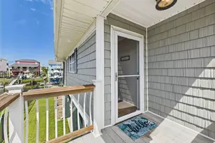 117 Salisbury St, Holden Beach, NC 28462 - Photo 3