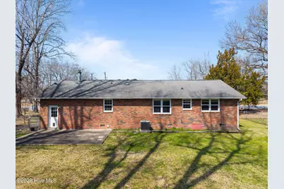 2909 Northwoods Drive, Jacksonville, NC 28540 - Photo 37