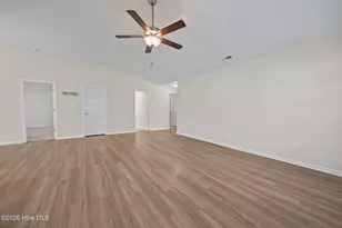 621 W Beaufort Rd, Beaufort, NC 28516 - Photo 7