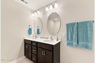 621 West Beaufort Road, Beaufort, NC 28516 - Photo 19