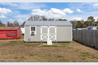 621 West Beaufort Road, Beaufort, NC 28516 - Photo 31